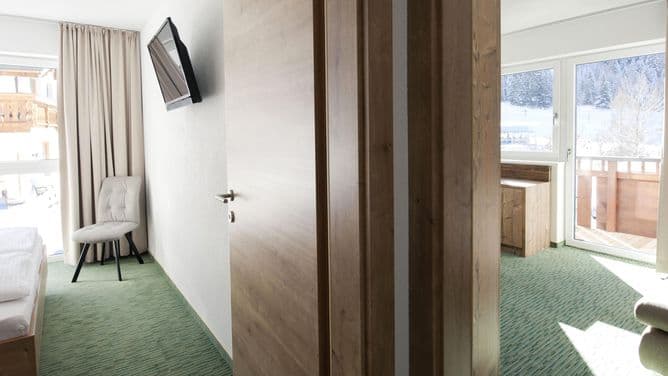 Erlebnishotel Fendels - photo 8