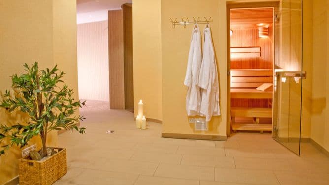 Erlebnishotel Fendels - photo 15