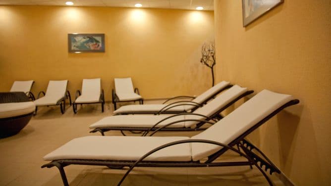 Erlebnishotel Fendels - photo 18