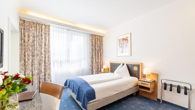 Turmhotel Victoria - photo 13